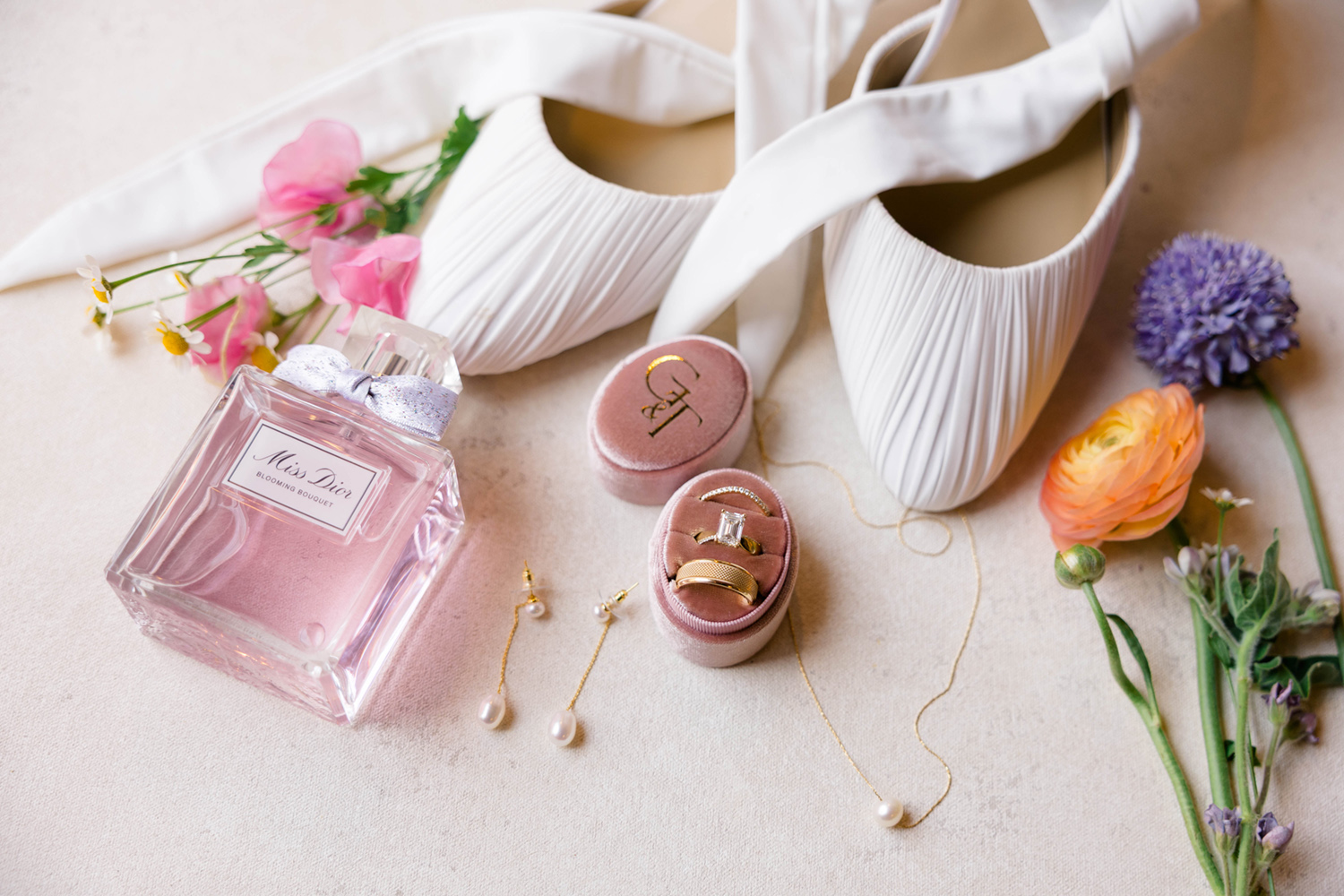 a spring wedding at grand bankquet hall