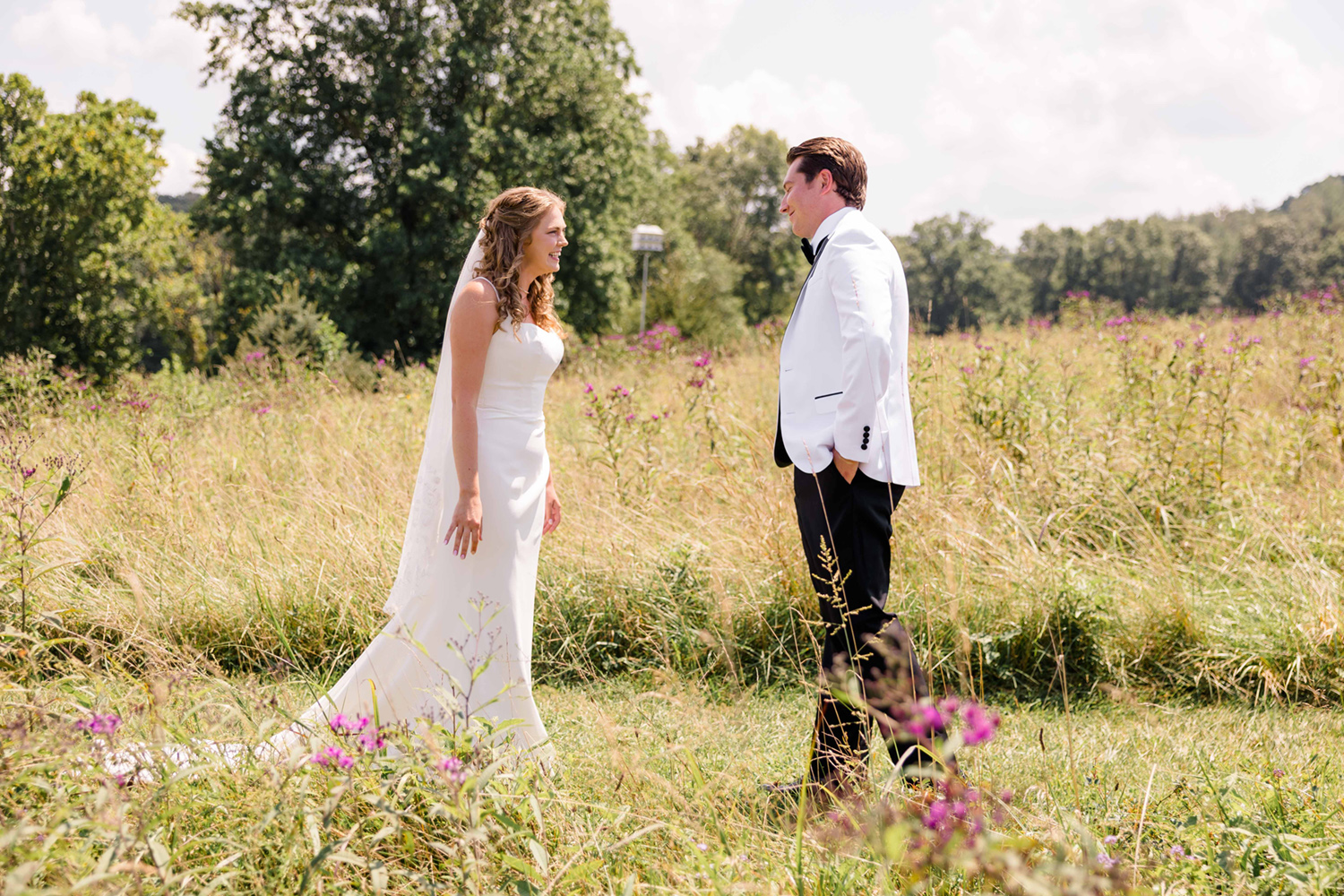 Figgs The Wilds Colorful Wedding