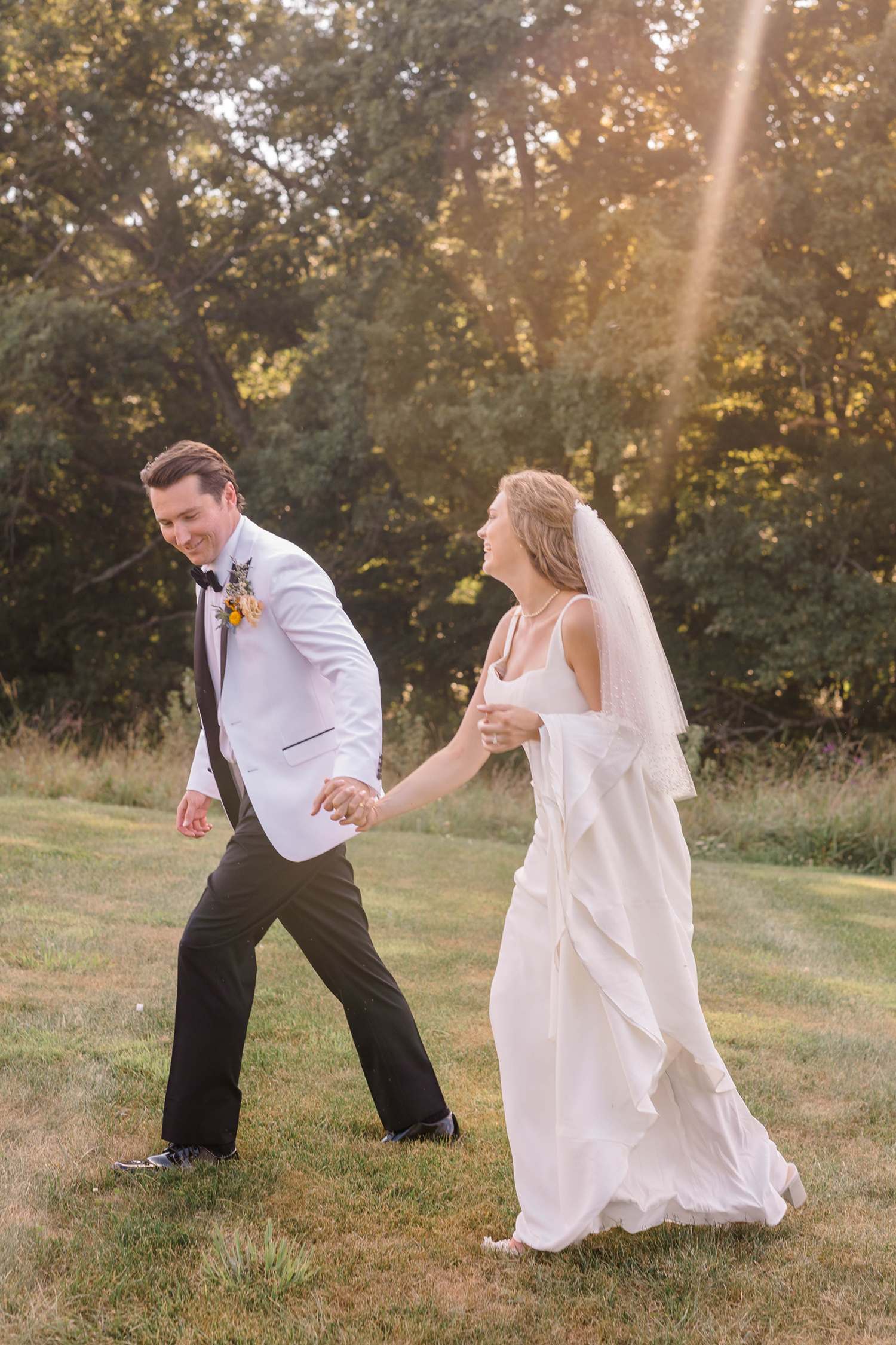 Figgs The Wilds Colorful Wedding