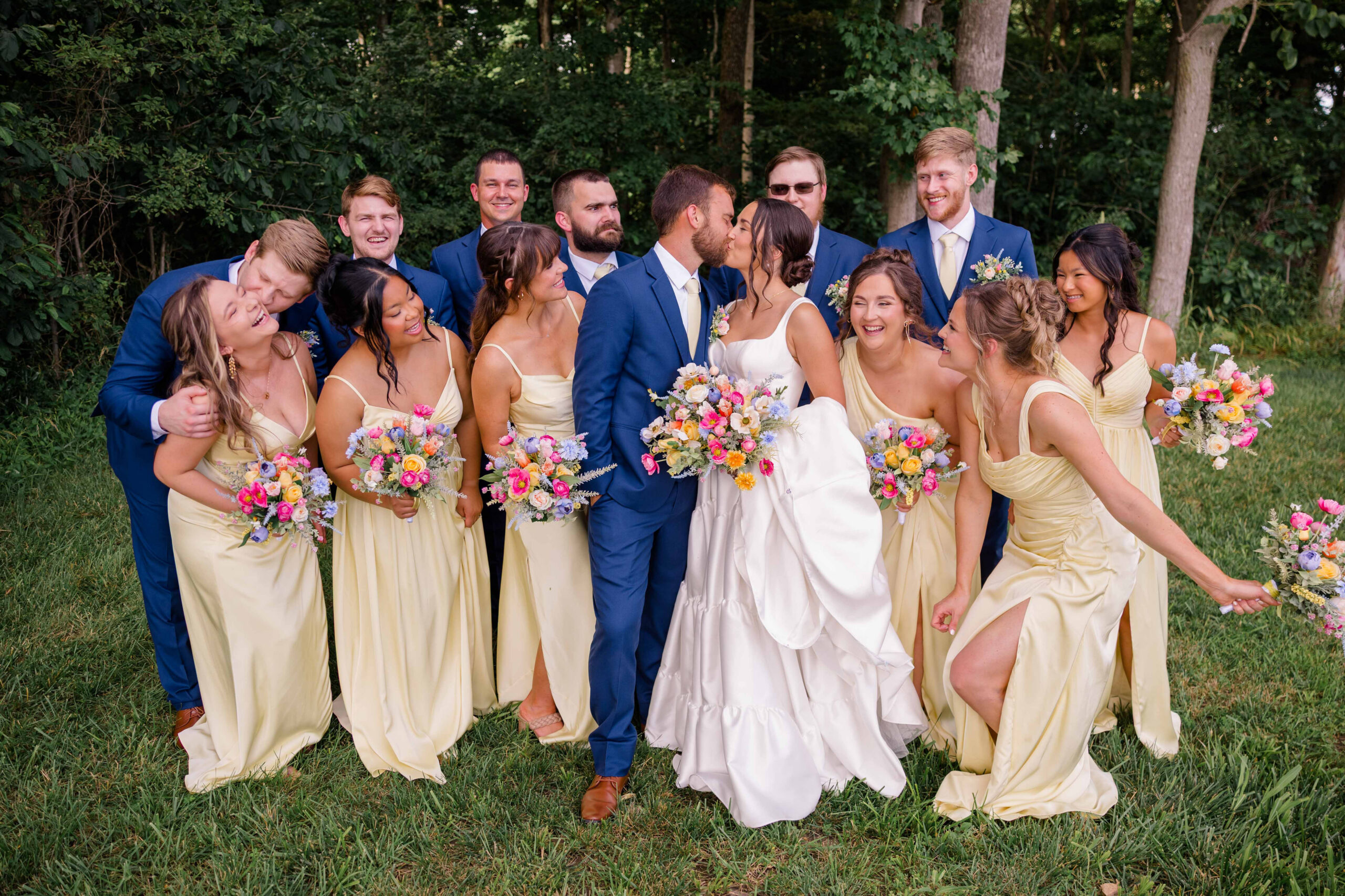 shinnyville hill summer wedding