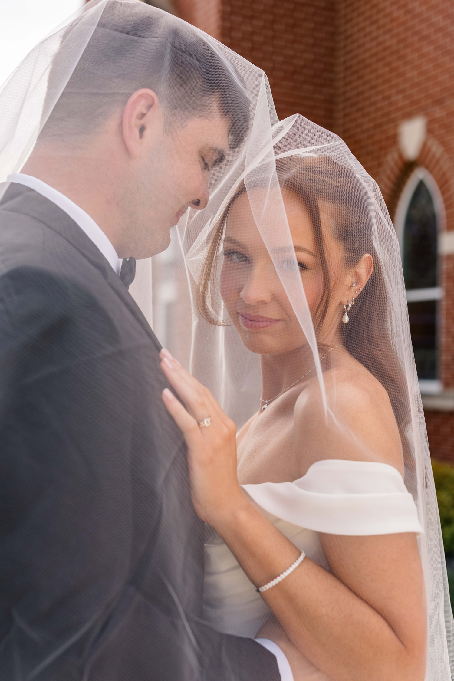 thyen clark cultural center lindsey roc wedding