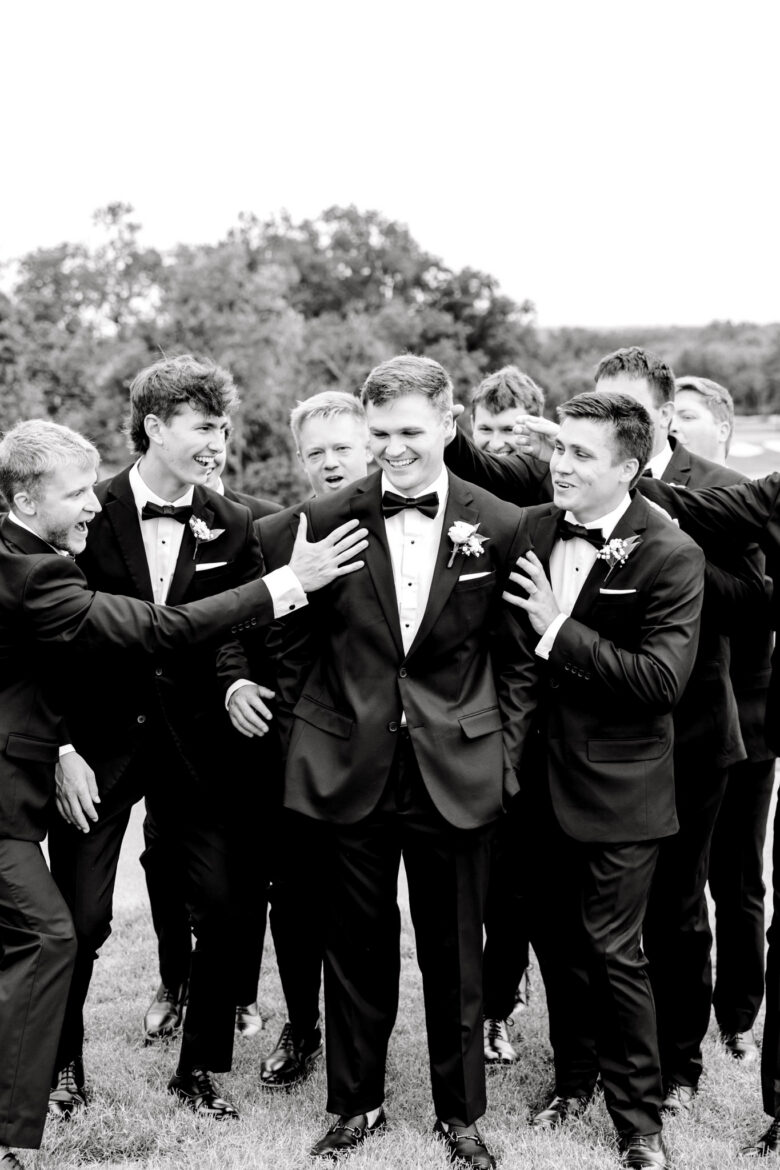 The Kilians Evansville Country Club Wedding