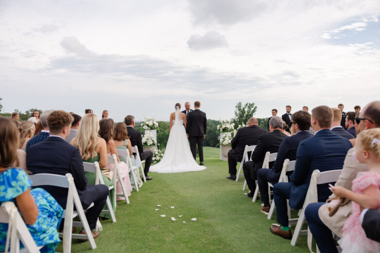 The Kilians Evansville Country Club Wedding