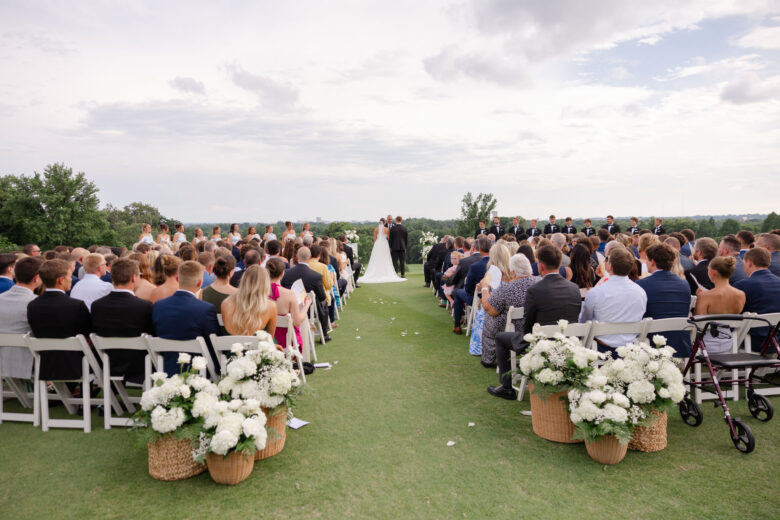 The Kilians Evansville Country Club Wedding