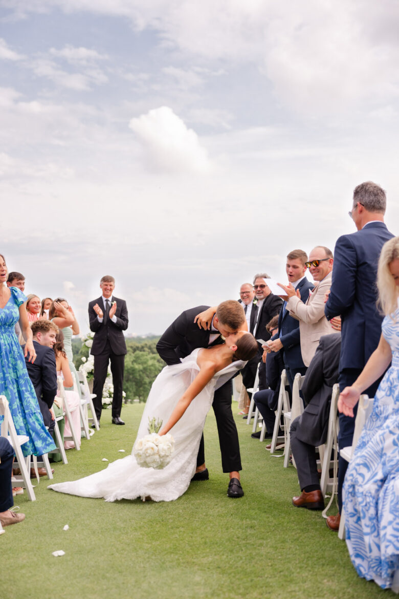 The Kilians Evansville Country Club Wedding