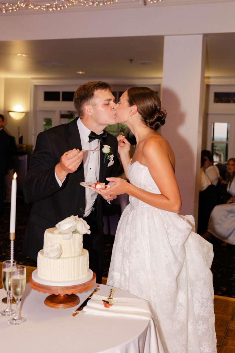 The Kilians Evansville Country Club Wedding