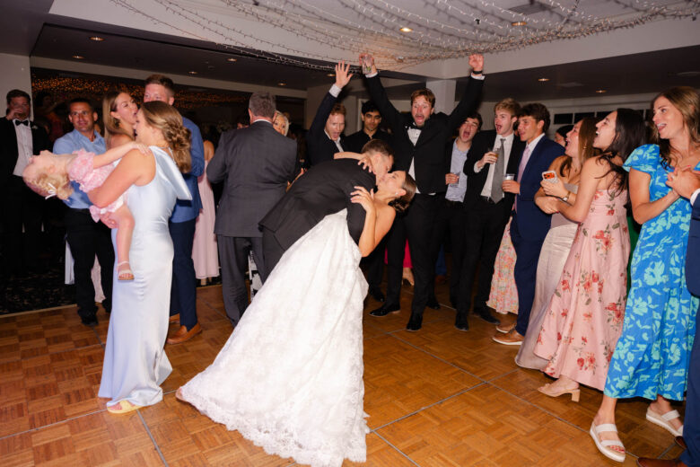 The Kilians Evansville Country Club Wedding