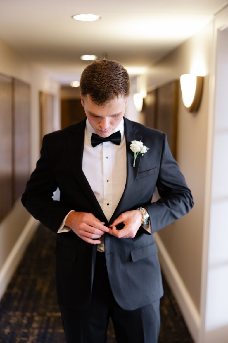The Kilians Evansville Country Club Wedding