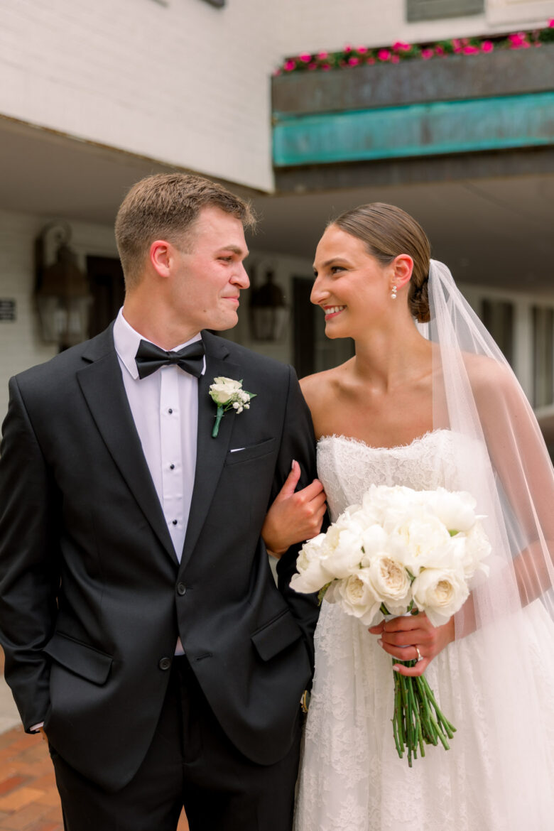 The Kilians Evansville Country Club Wedding