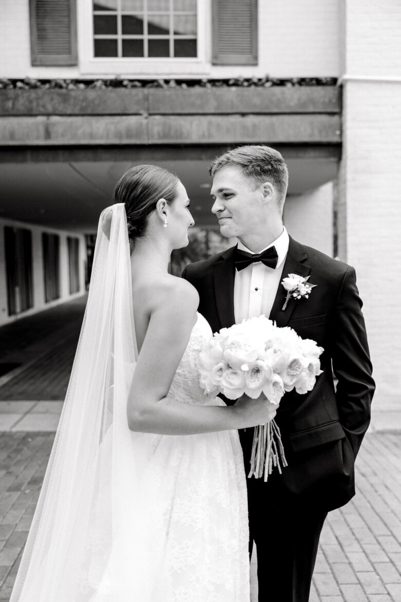 The Kilians Evansville Country Club Wedding